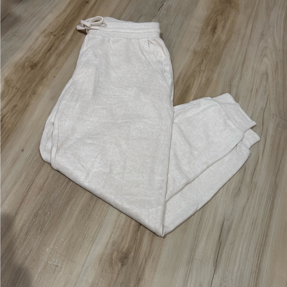 Quince Cream Sweatpants